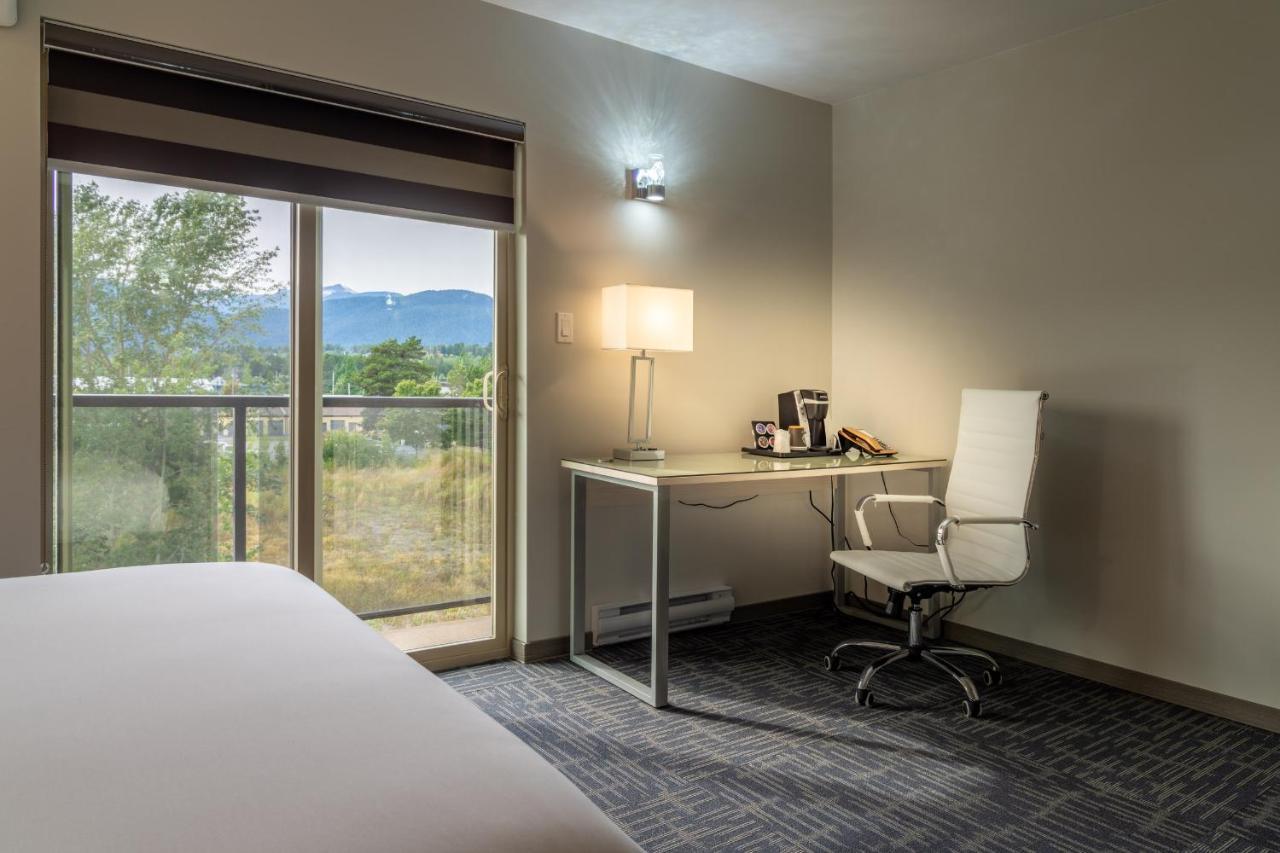 Quality Inn Sunshine Suites Terrace Eksteriør bilde