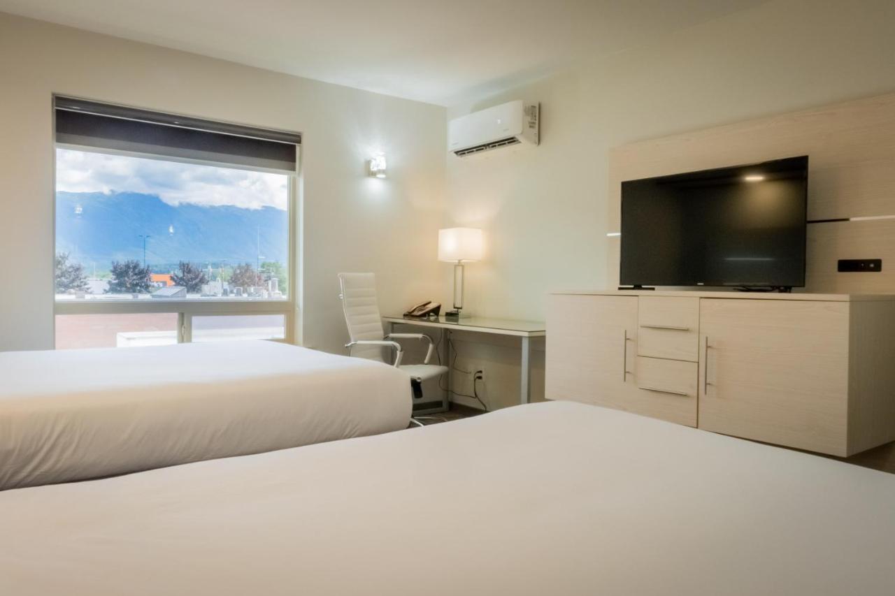Quality Inn Sunshine Suites Terrace Eksteriør bilde